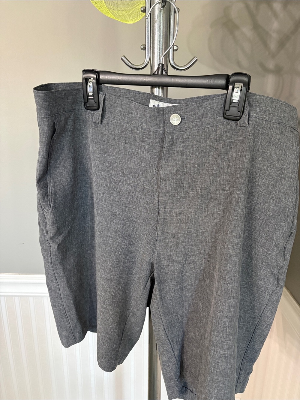 Peter Millar Gray Flat-Front Performance Shorts